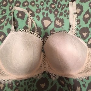 Victoria’s Secret Dream Angels Demi Bra 40DD Lace